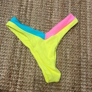 Oneone bikini bottoms-worn once!